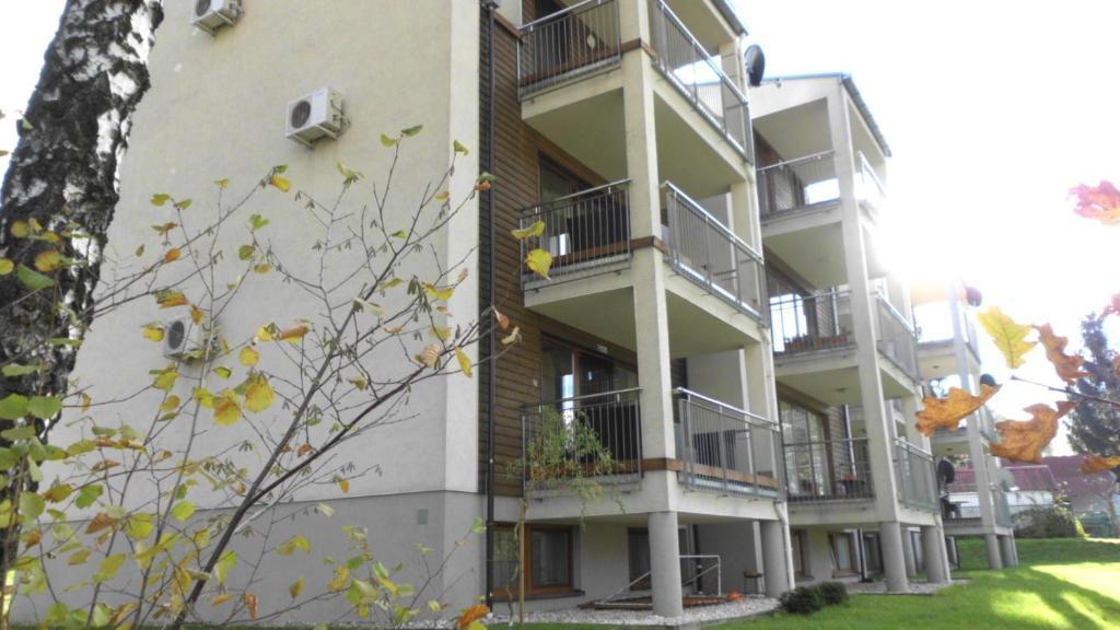 Apartamenty Wislany Brzeg ウストロン 部屋 写真