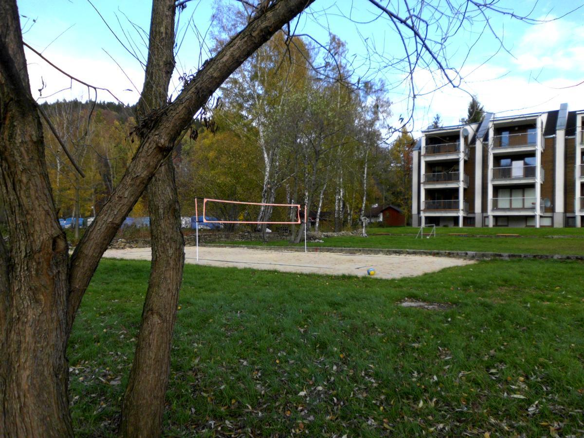Apartamenty Wislany Brzeg ウストロン エクステリア 写真